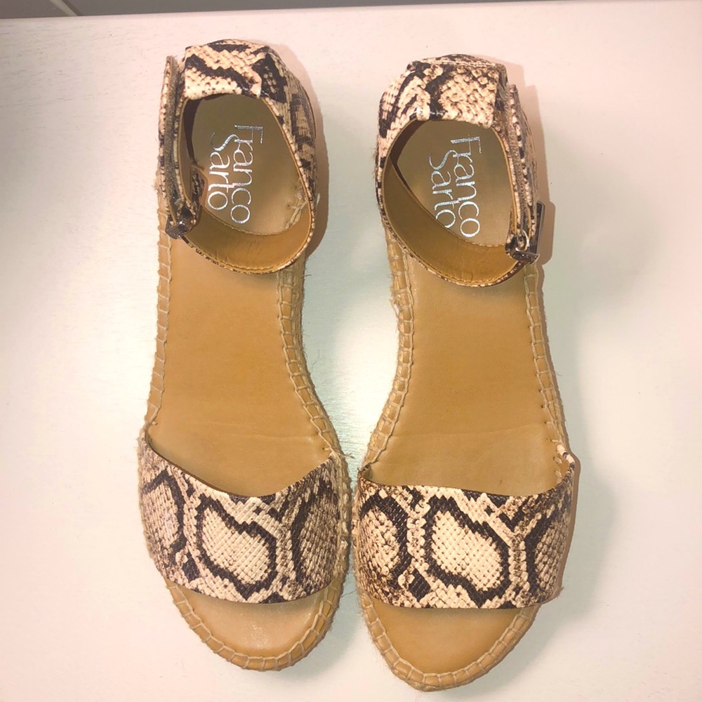 REDUCED!! Franco Sarto Clemens Espadrille Wedge I’m Snakeskin Print Size 7.5